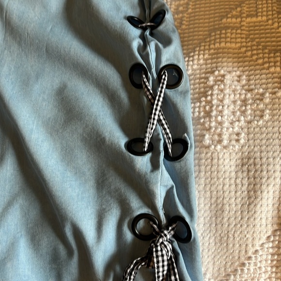 Very J long sleeved light blue, longer top with lacing on the sides. Size Small - Picture 11 of 11